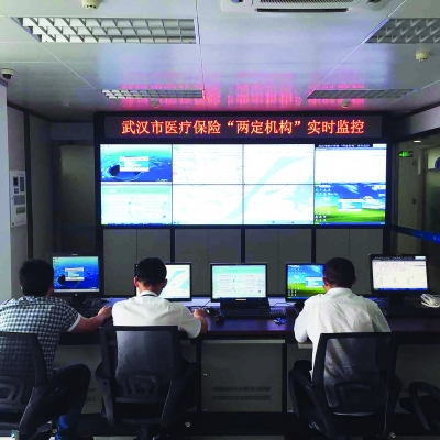 昆明最新药店3000元能套现多少方法分析(最方便真实的昆明急用钱如何提取医保卡里的钱方法)